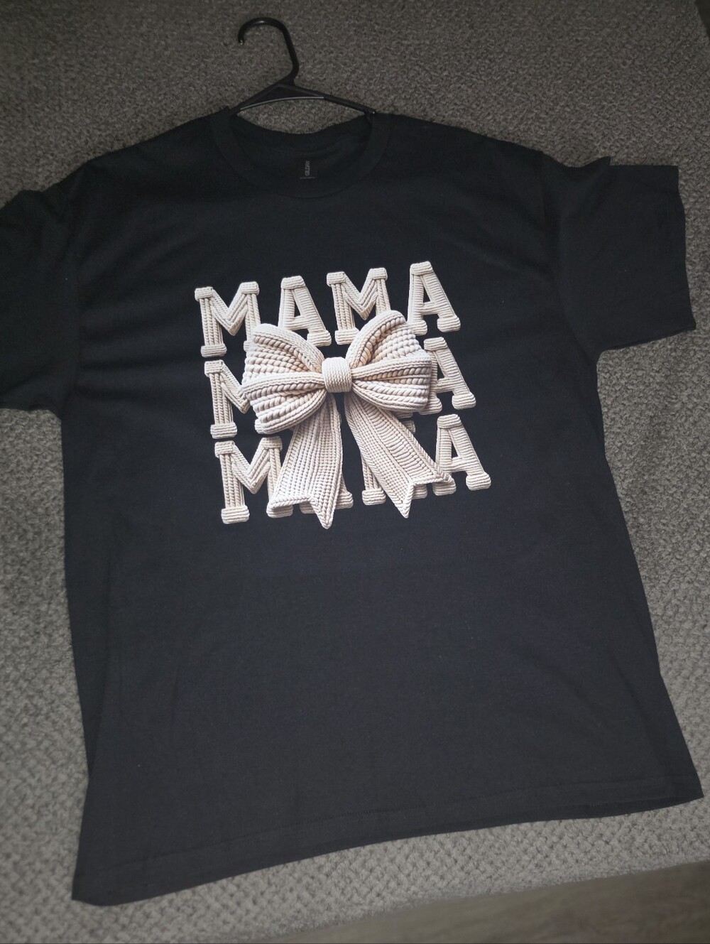 "MAMA" Gildan Bow Accent Short Sleeve Cotton T-Shirt Black L